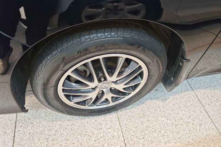 Used Honda Odyssey 2018 2.4L Comfort Version Left Front Wheel Hub
