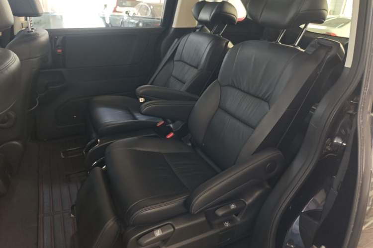 Used Honda Odyssey 2018 2.4L Smart Edition Left Rear Seat