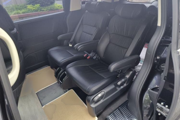 Used Honda Odyssey 2018 2.4L Luxury Edition Left Rear Seat