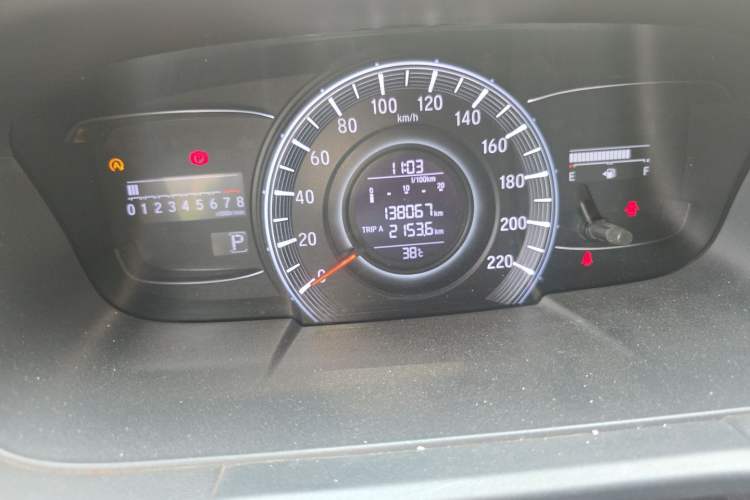 Used Honda Odyssey 2018 2.4L Smart Edition Odometer Close Up