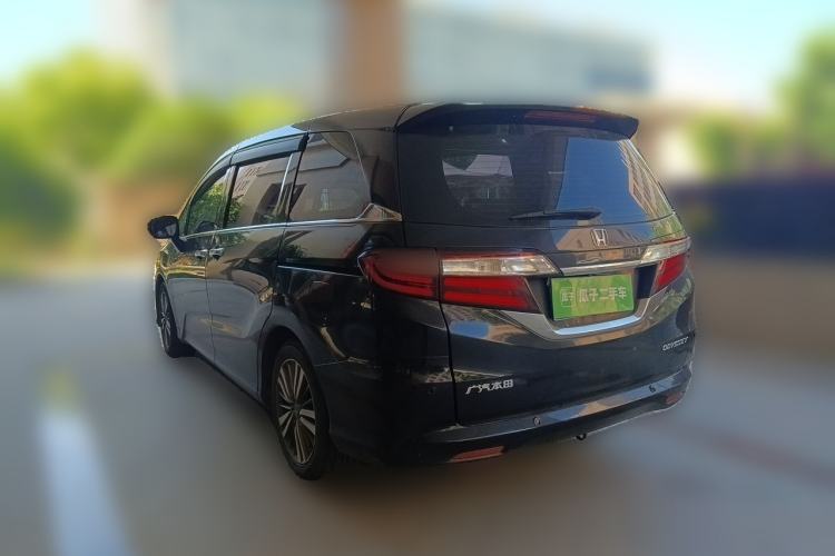Used Honda Odyssey 2018 2.4L Luxury Edition Rear Left 45 Deg