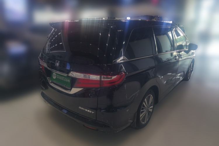 Used Honda Odyssey 2018 2.4L Luxury Edition Rear Right 45 Deg