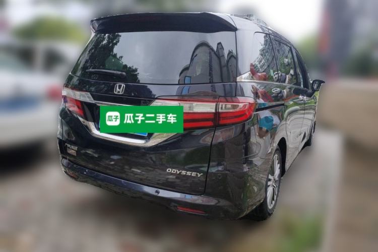 Used Honda Odyssey 2018 2.4L Luxury Edition Rear Right 45 Deg