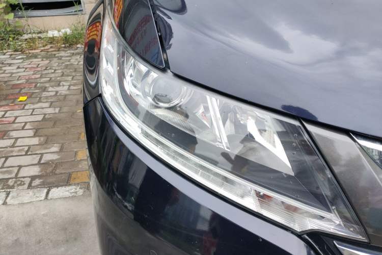 Used Honda Odyssey 2018 2.4L Luxury Edition Right Front Headlight
