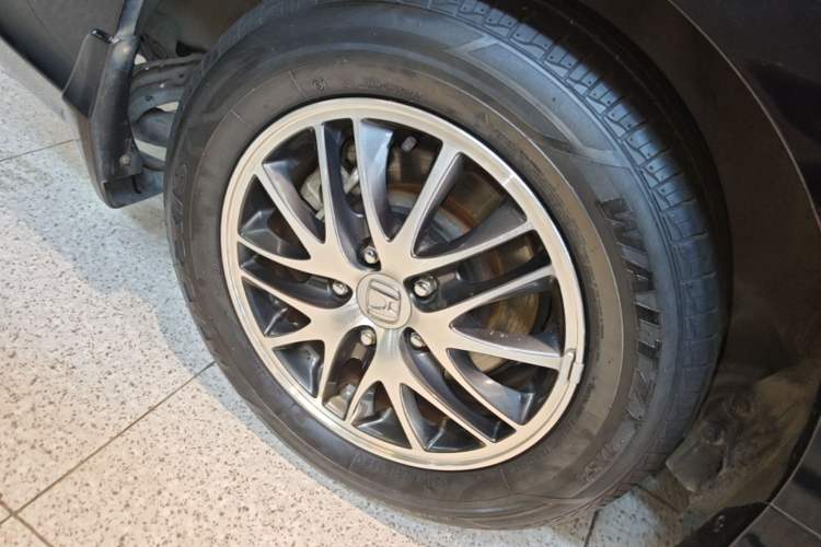 Used Honda Odyssey 2018 2.4L Comfort Version Right Rear Wheel Hub