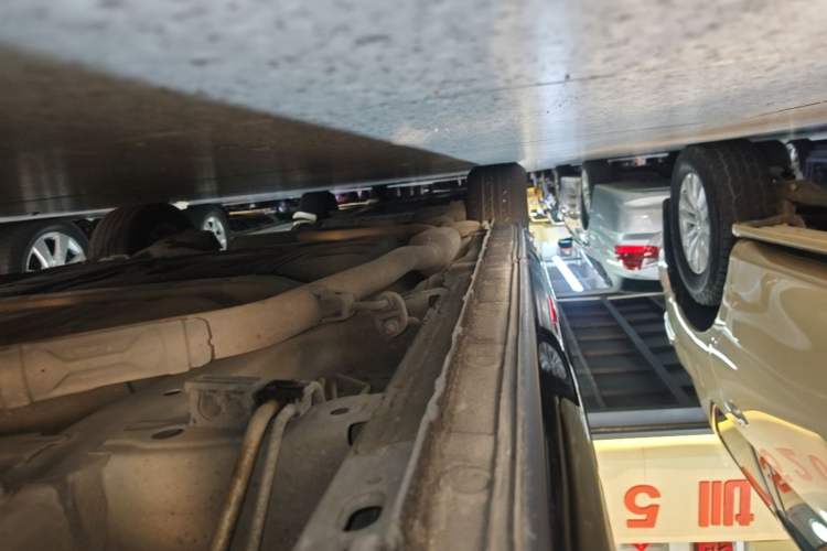 Used Honda Odyssey 2018 2.4L Comfort Version Right Side Sill