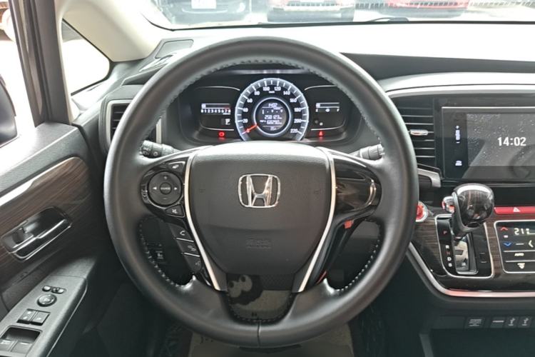 Used Honda Odyssey 2018 2.4L Luxury Edition Steering Wheel