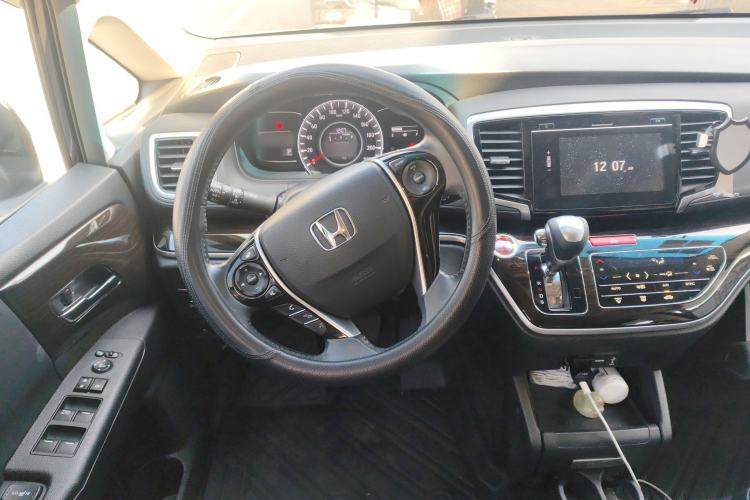 Used Honda Odyssey 2018 2.4L Smart Edition Steering Wheel