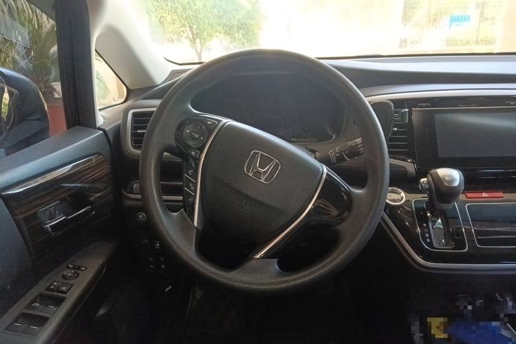 Used Honda Odyssey 2018 2.4L Luxury Edition Steering Wheel