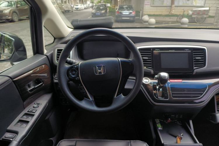 Used Honda Odyssey 2018 2.4L Luxury Edition Steering Wheel