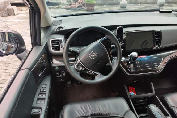 Used Honda Odyssey 2018 2.4L Luxury Edition Steering Wheel