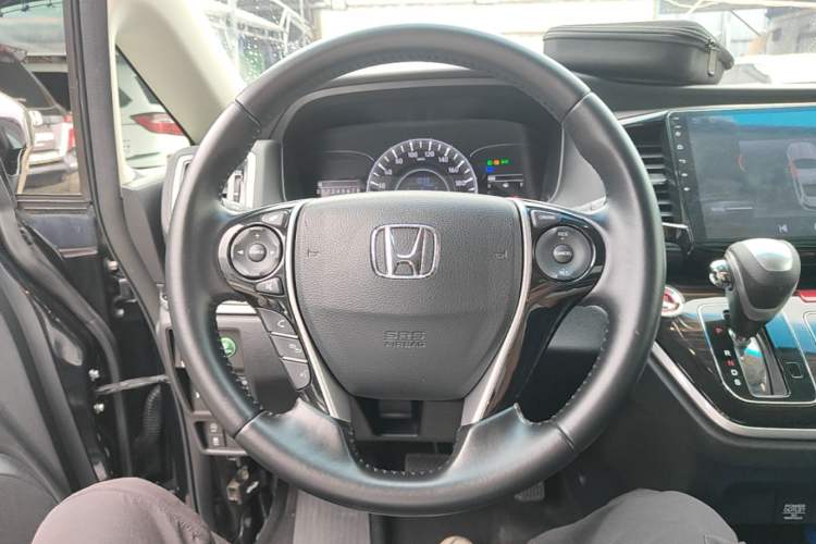 Used Honda Odyssey 2018 2.4L Smart Edition Steering Wheel
