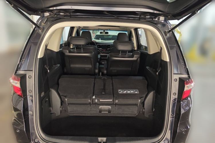 Used Honda Odyssey 2018 2.4L Smart Edition Trunk