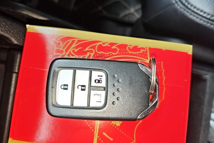 Used Honda Odyssey 2018 2.4L Luxury Edition Vehicle Key