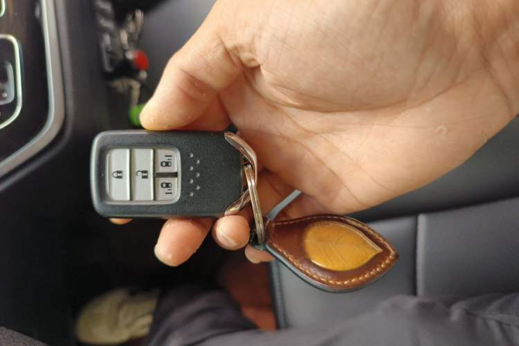 Used Honda Odyssey 2018 2.4L Luxury Edition Vehicle Key