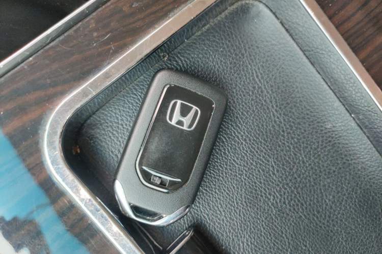 Used Honda Odyssey 2018 2.4L Luxury Edition Vehicle Key