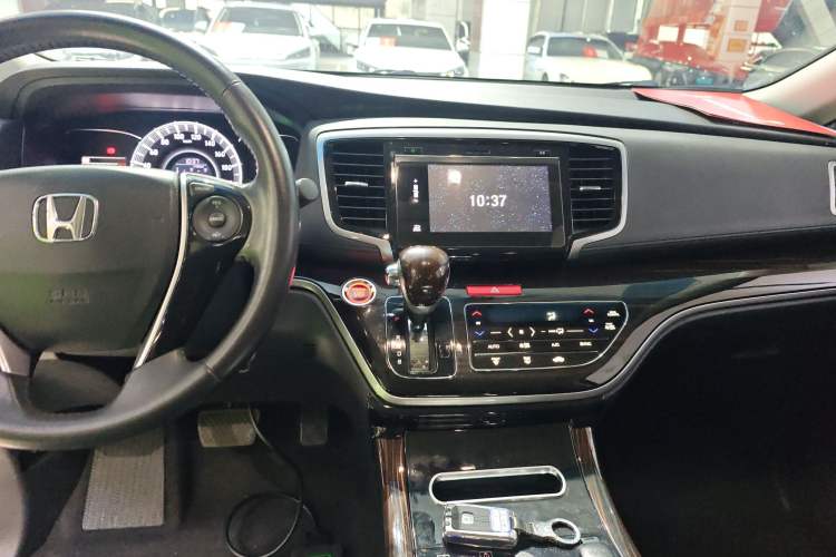 Used Honda Odyssey 2018 2.4L Smart Edition Audio And AC Panel