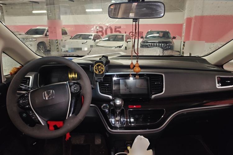 Used Honda Odyssey 2018 2.4L Smart Edition Center Console