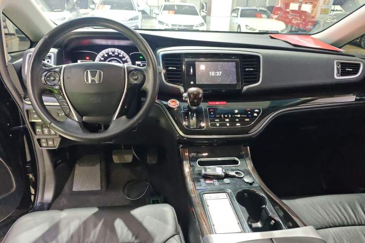 Used Honda Odyssey 2018 2.4L Smart Edition Center Console