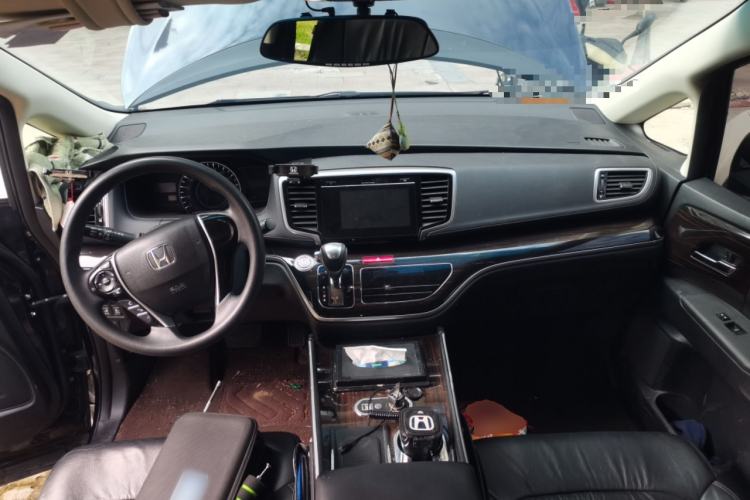 Used Honda Odyssey 2018 2.4L Luxury Edition Center Console