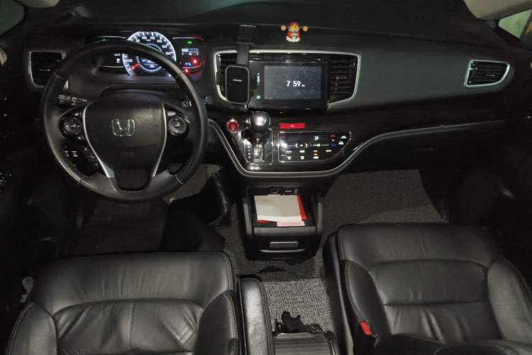 Used Honda Odyssey 2018 2.4L Smart Edition Center Console