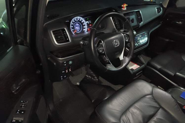 Used Honda Odyssey 2018 2.4L Smart Edition Driver Seat