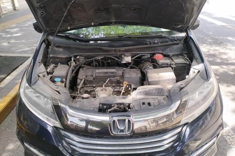 Used Honda Odyssey 2018 2.4L Prestige Edition Engine Bay