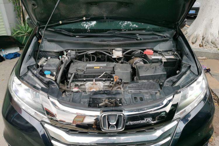 Used Honda Odyssey 2018 2.4L Smart Edition Engine Bay