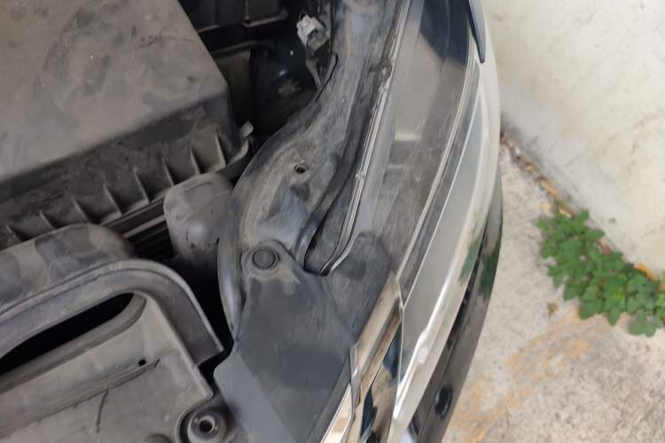 Used Honda Odyssey 2018 2.4L Smart Edition Engine Bay Left