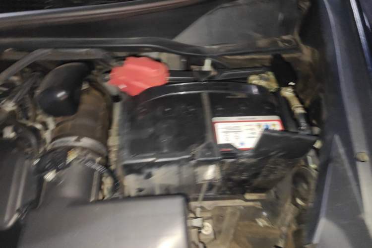 Used Honda Odyssey 2018 2.4L Smart Edition Engine Bay Left