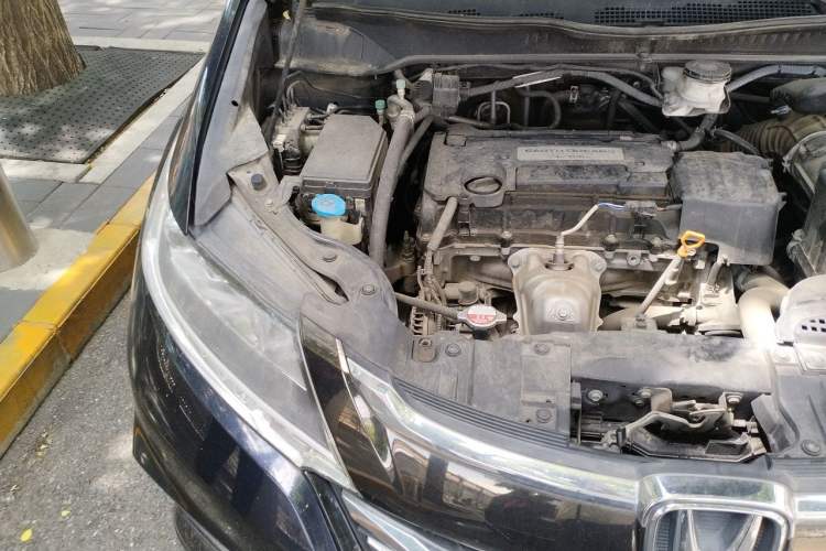 Used Honda Odyssey 2018 2.4L Prestige Edition Engine Bay Right