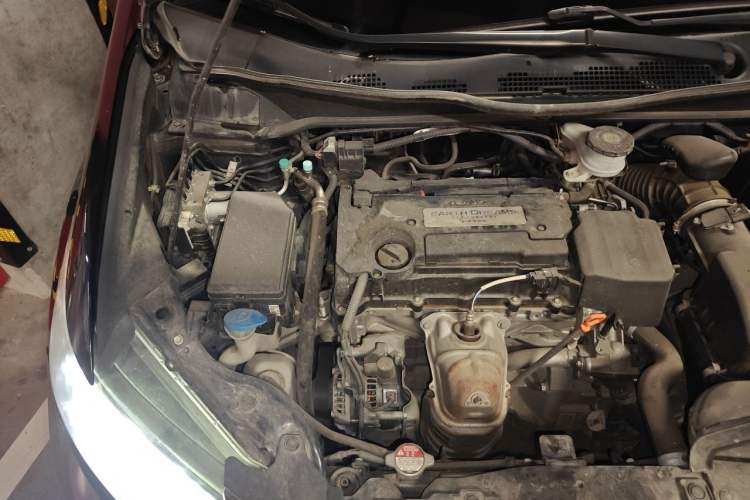 Used Honda Odyssey 2018 2.4L Smart Edition Engine Bay Right