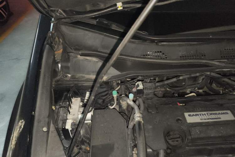 Used Honda Odyssey 2018 2.4L Smart Edition Engine Bay Right