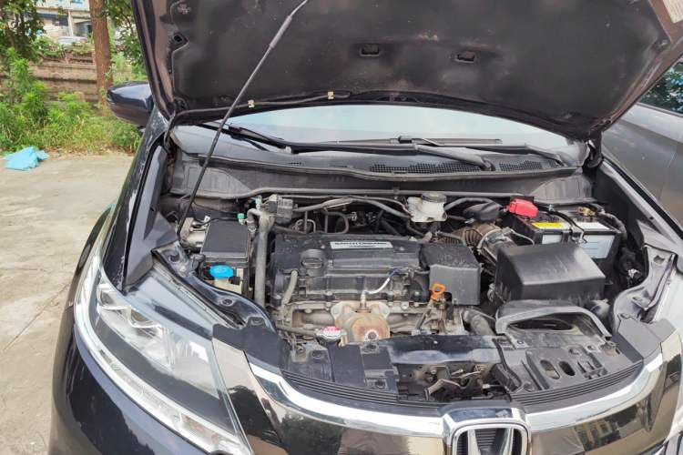Used Honda Odyssey 2018 2.4L Smart Edition Engine Bay Right