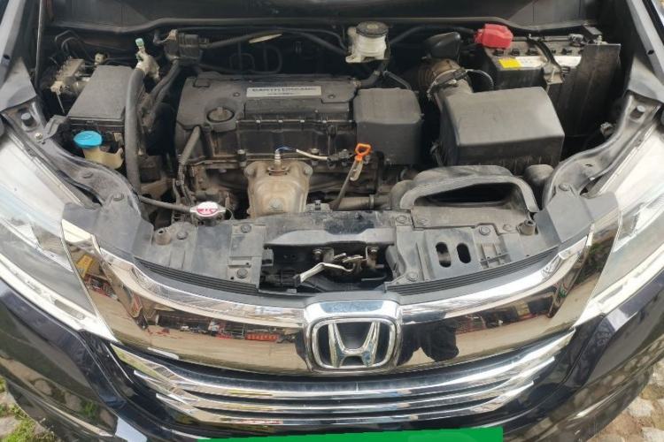 Used Honda Odyssey 2018 2.4L Luxury Edition Engine Bay