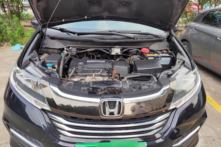Used Honda Odyssey 2018 2.4L Smart Edition Engine Bay