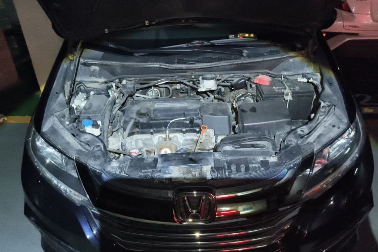 Used Honda Odyssey 2018 2.4L Luxury Edition Engine Bay