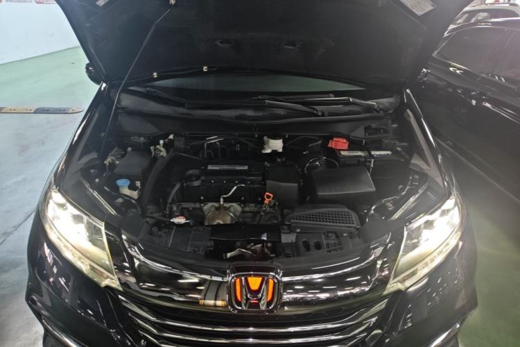 Used Honda Odyssey 2018 2.4L Smart Edition Engine Bay