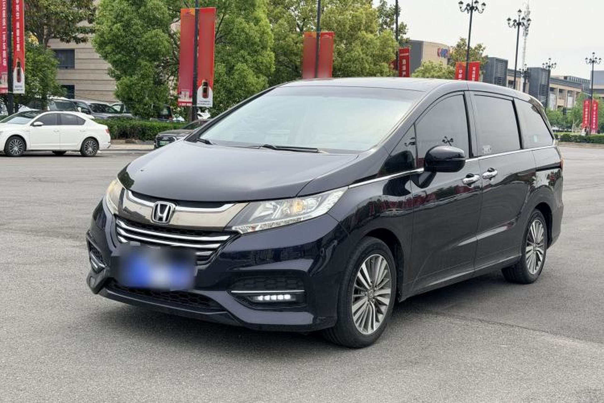 Used Honda Odyssey 2018 2.4L Luxury Edition Exterior 2