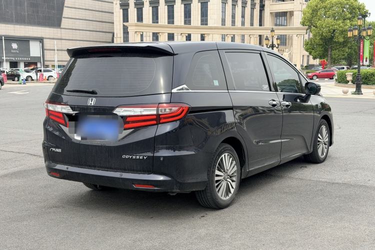 Used Honda Odyssey 2018 2.4L Luxury Edition Exterior 4