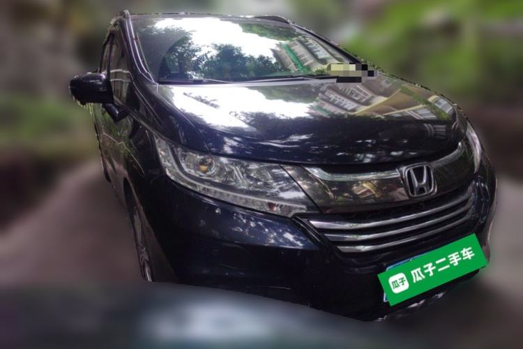 Used Honda Odyssey 2018 2.4L Luxury Edition Front Right 45 Deg