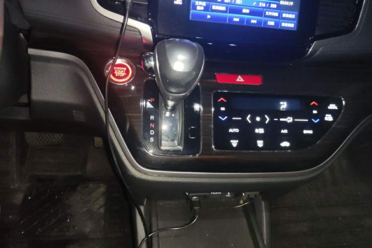Used Honda Odyssey 2018 2.4L Luxury Edition Gear Lever