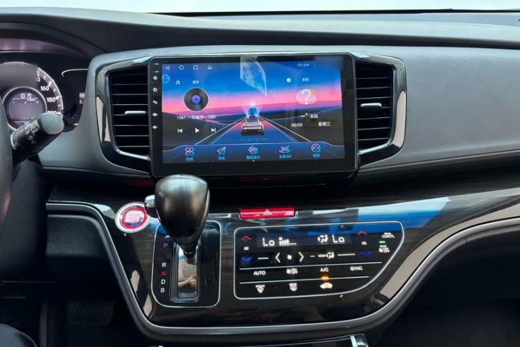 Used Honda Odyssey 2018 2.4L Smart Edition Gear Lever