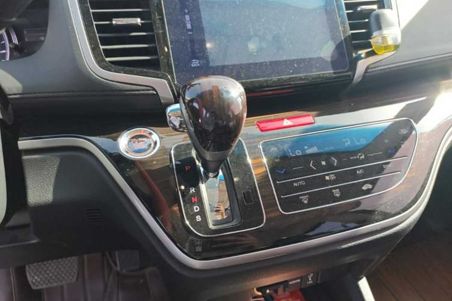 Used Honda Odyssey 2018 2.4L Prestige Edition Gear Lever