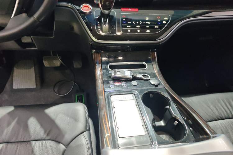 Used Honda Odyssey 2018 2.4L Smart Edition Gear Lever