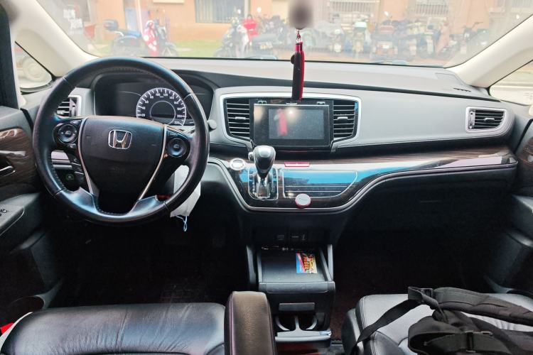 Used Honda Odyssey 2018 2.4L Smart Edition Interior 2
