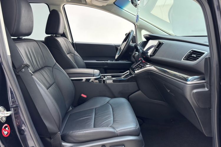 Used Honda Odyssey 2018 2.4L Smart Edition Interior 2