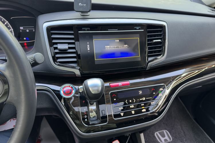 Used Honda Odyssey 2018 2.4L Smart Edition Interior 3