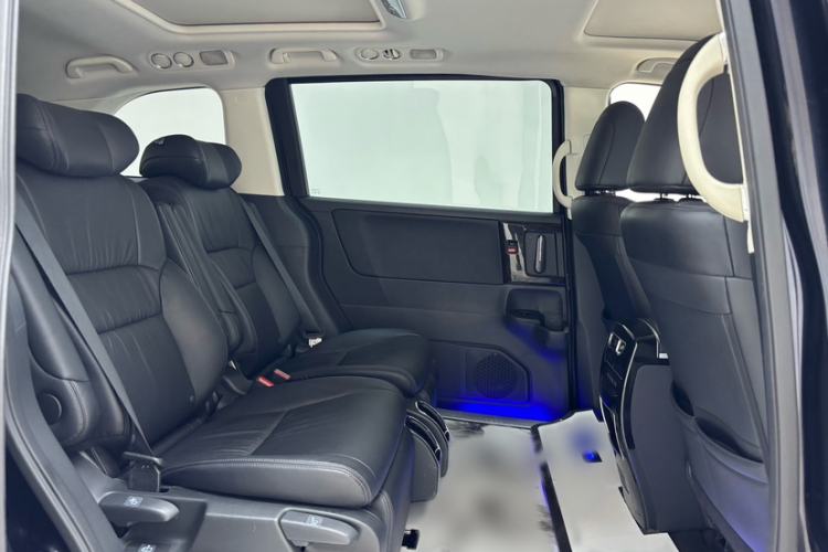 Used Honda Odyssey 2018 2.4L Smart Edition Interior 3