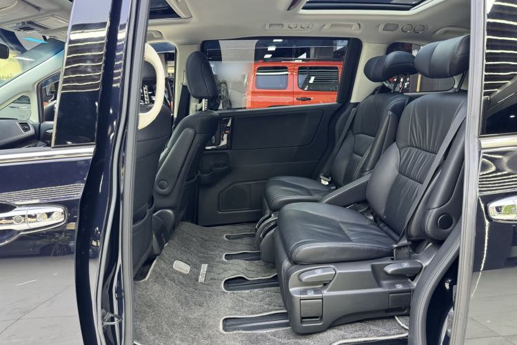Used Honda Odyssey 2018 2.4L Smart Edition Interior 6